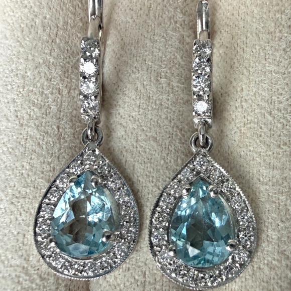 Designer PENNY PREVILLE 18K White Gold Diamond Aquamarine Dangle Drop Earrings - Picture 15 of 16